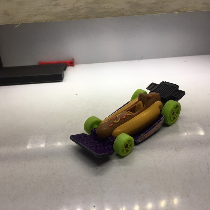 hotwheels street wiener diecast loose junk 12B -OS25