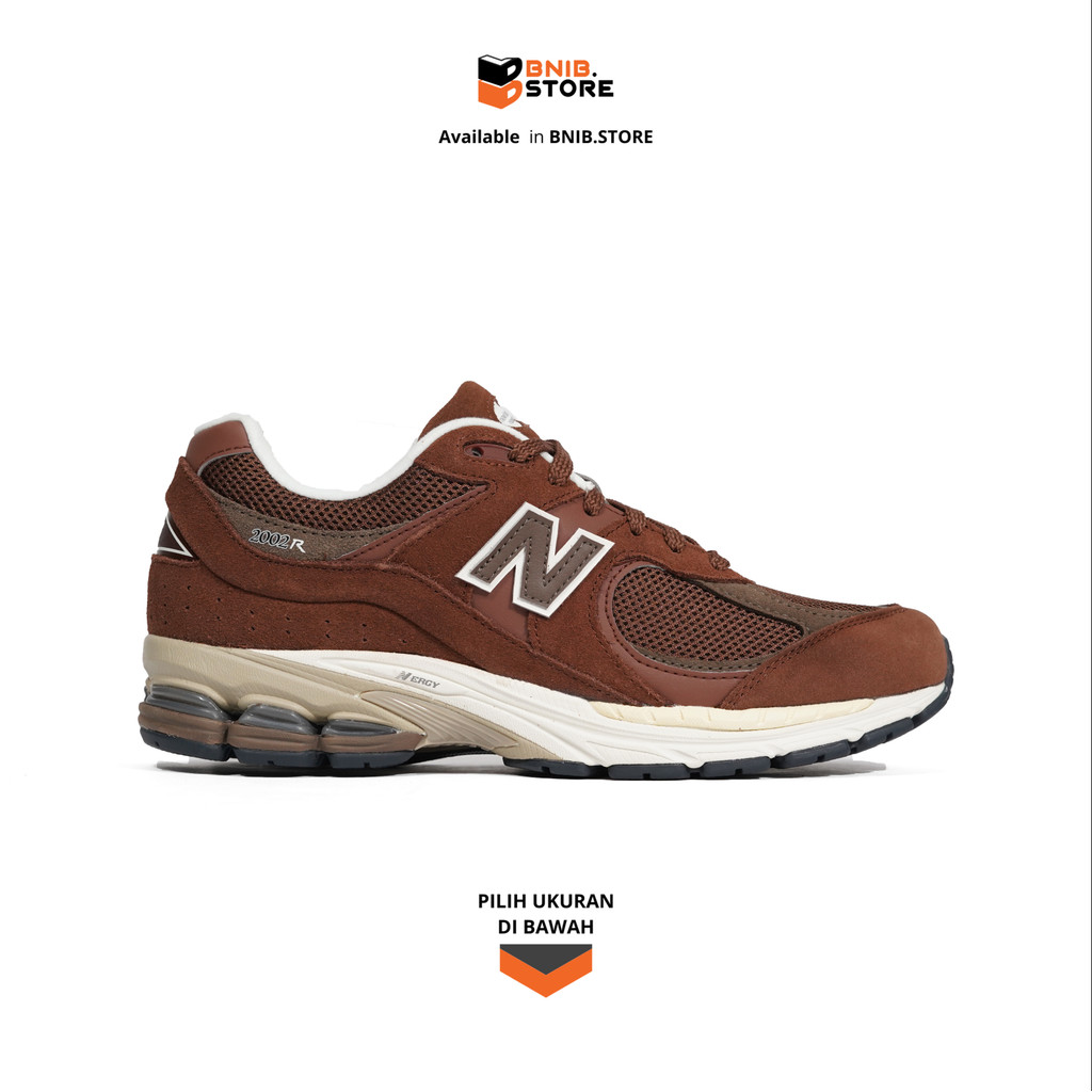 New Balance Sneaker Pria 2002R Brown [M2002RFF] Original