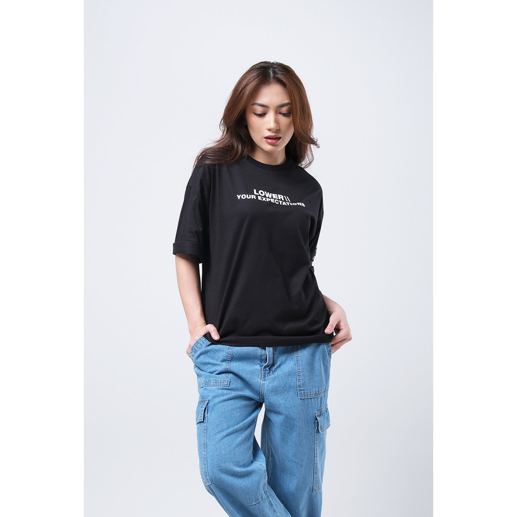 Logo Jeans Kaos Wanita Oversized Careen Black 12831L4BK
