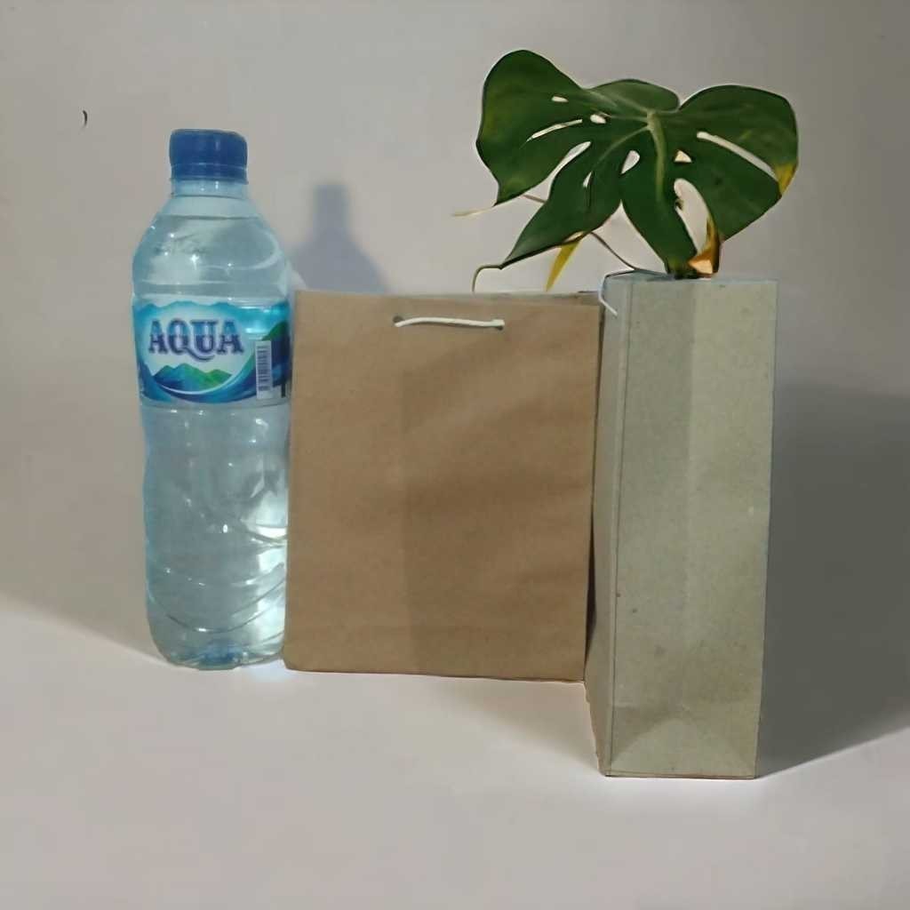 

PAPERBAG KECIL POLOS/ PAPER BAG COKLAT POLOS 12 X 16 X 4 / TAS KERTAS KRAFT SOUVENIR PERNIKAHAN / PAPER BAG KADO HAJATAN DM