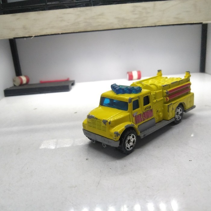 matchbox international pumper diecast loose junk 12B -OS25