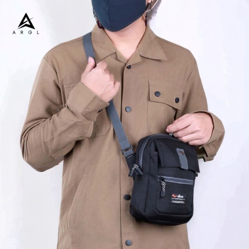 New Produk ARGL Tas Selempang Pria Slingbag Kotak Kecil Tas Hp Dompet Pouch Bag Traveling