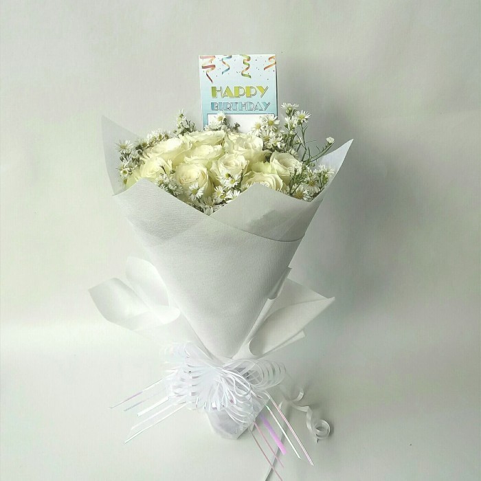 Hand bouquet | florist | buket bunga | wisuda | bunga mawar asli