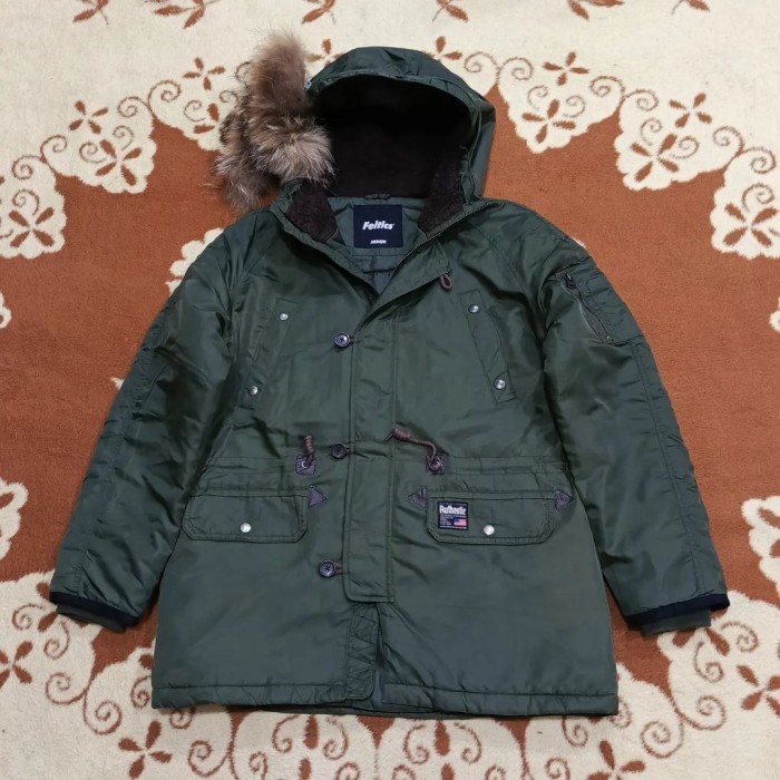 Jaket Bulang Parka FELTICS Size XL ( P : 78cm x L : 60cm )