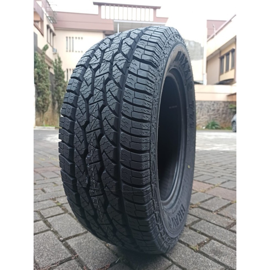Ban Maxxis Bravo AT-771 Size 235/75 R15