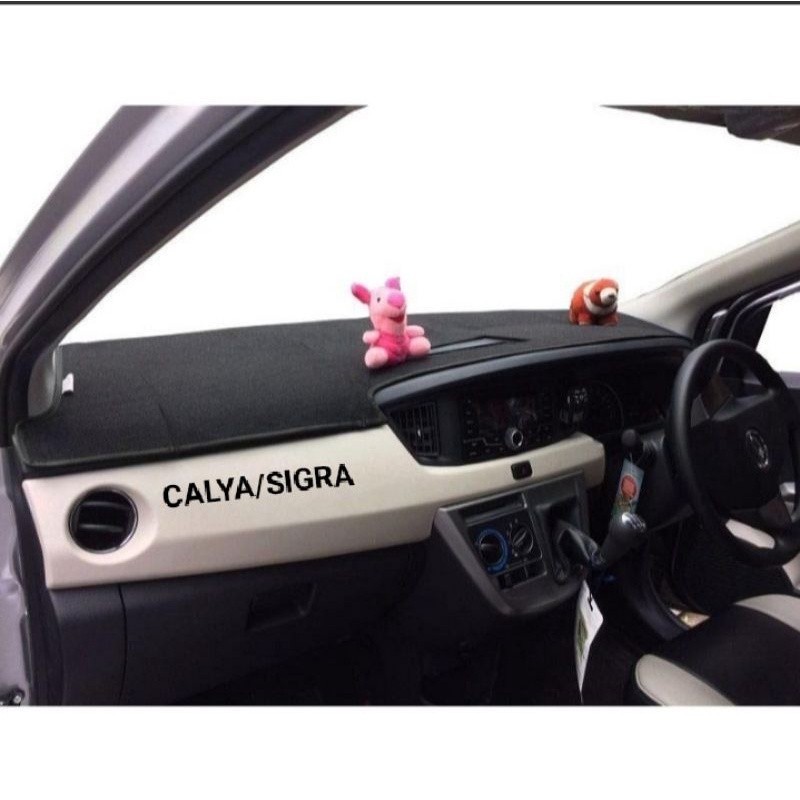 Cover Dashboard Mobil Calya/Sigra (Free Anti Slip)