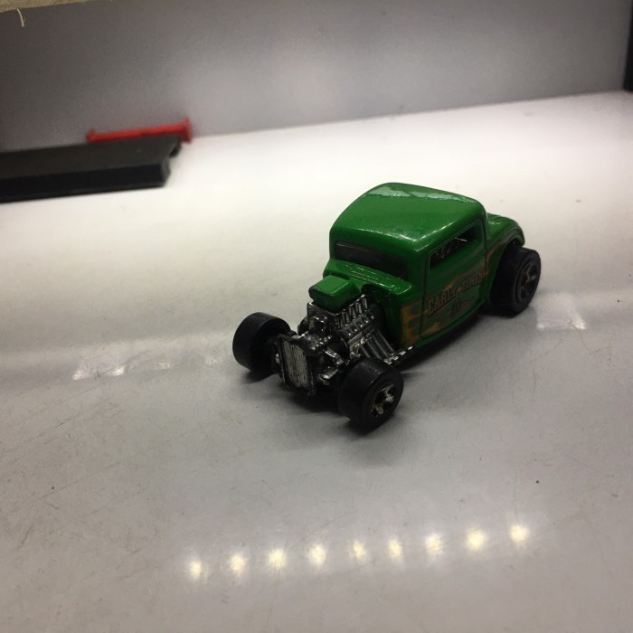 hotwheels 32 ford hijau diecast loose junk -OS25