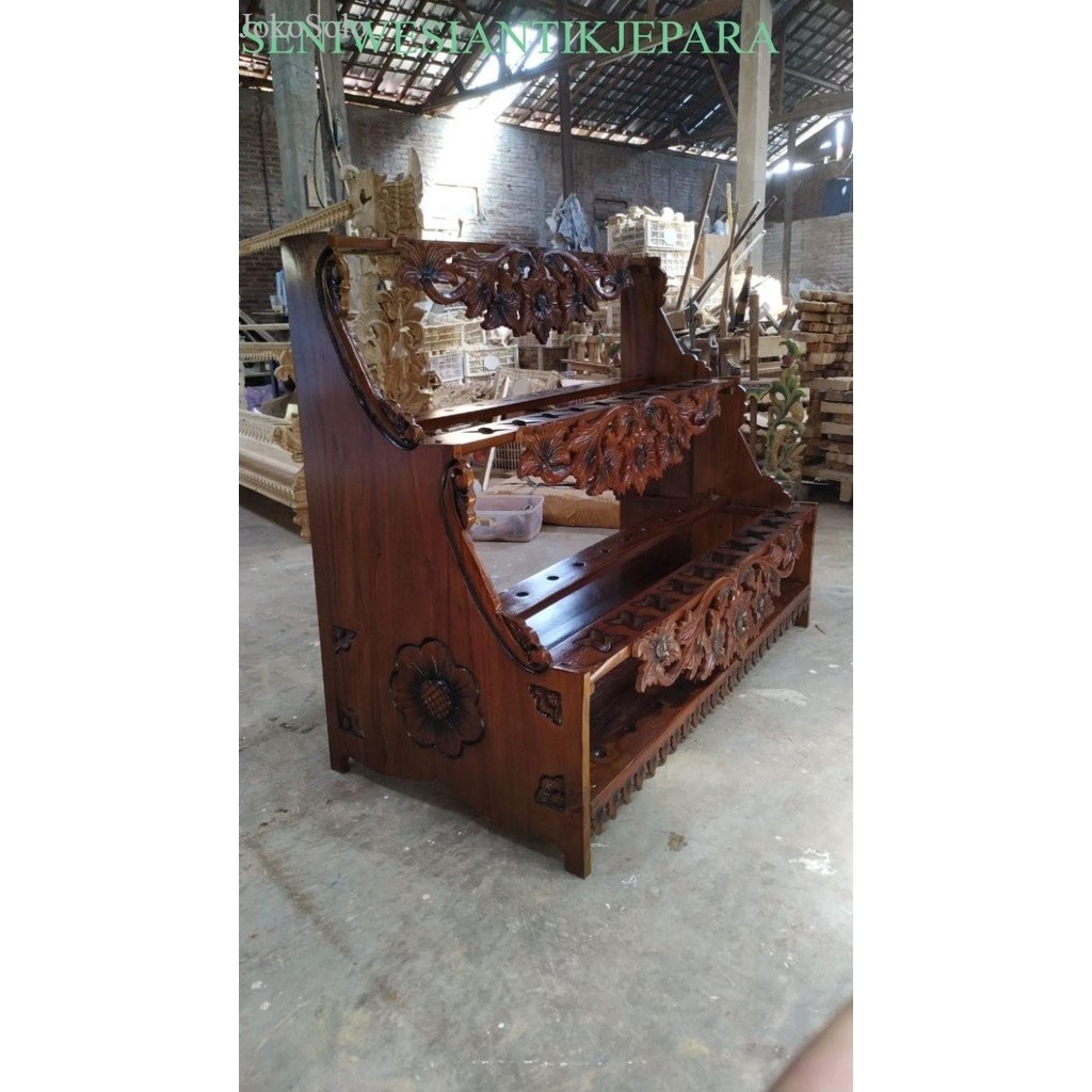 

Jagrak keris kembangan bahan jati isi 30 hrg pengrajin FA2760 murah