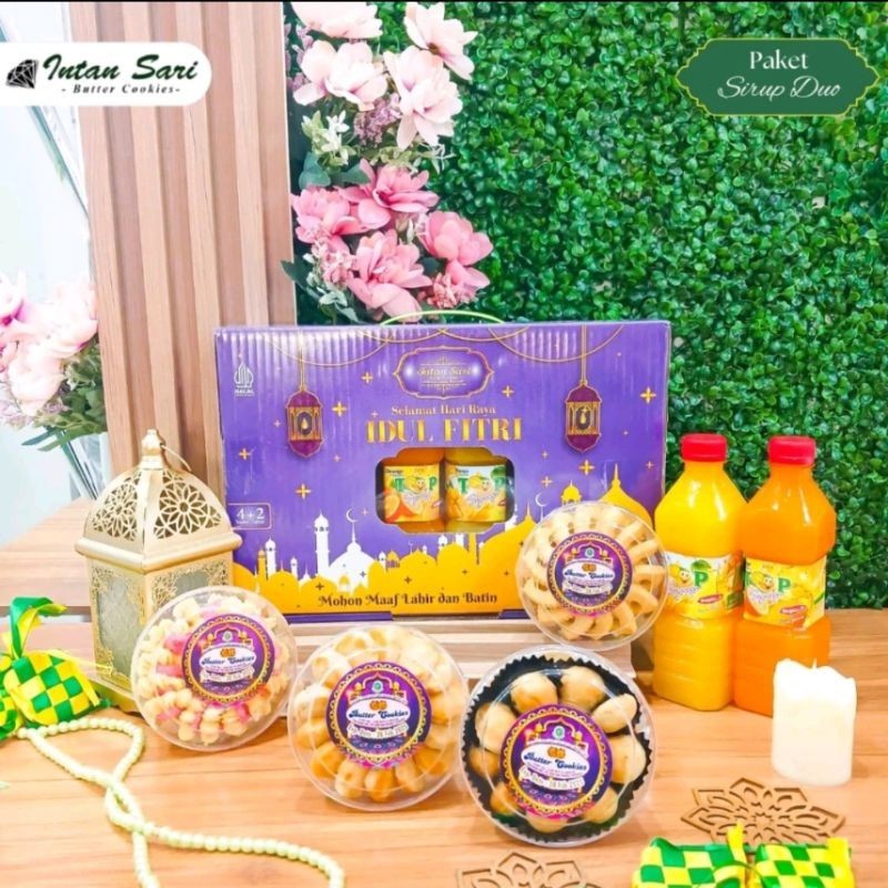 

DISKON INTAN SARI PAKET PARCEL LEBARAN/ ISI 2 SIRUP + 4 TOPLES KUE KERING