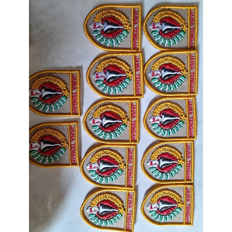 Bordir Bordir timbul kwarda