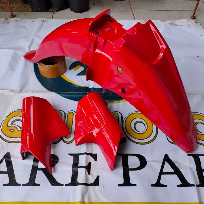 Spakbor Depan+Tutup Sok Fizr / FIZR Merah - Pnp Vega R Lama