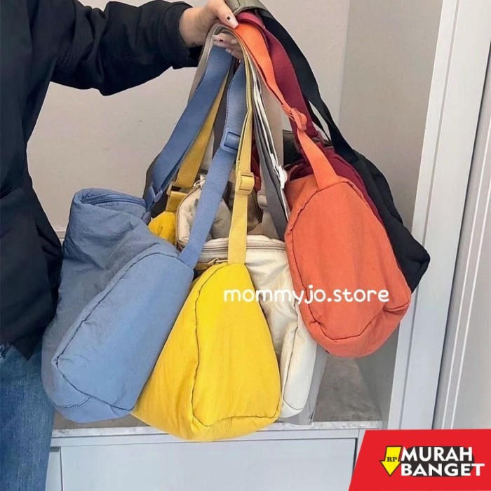 tas selempang wanita simple elegan Tas Selempang Polos/Square Bag Big Waterproof/Tas Gym Wanita Pria