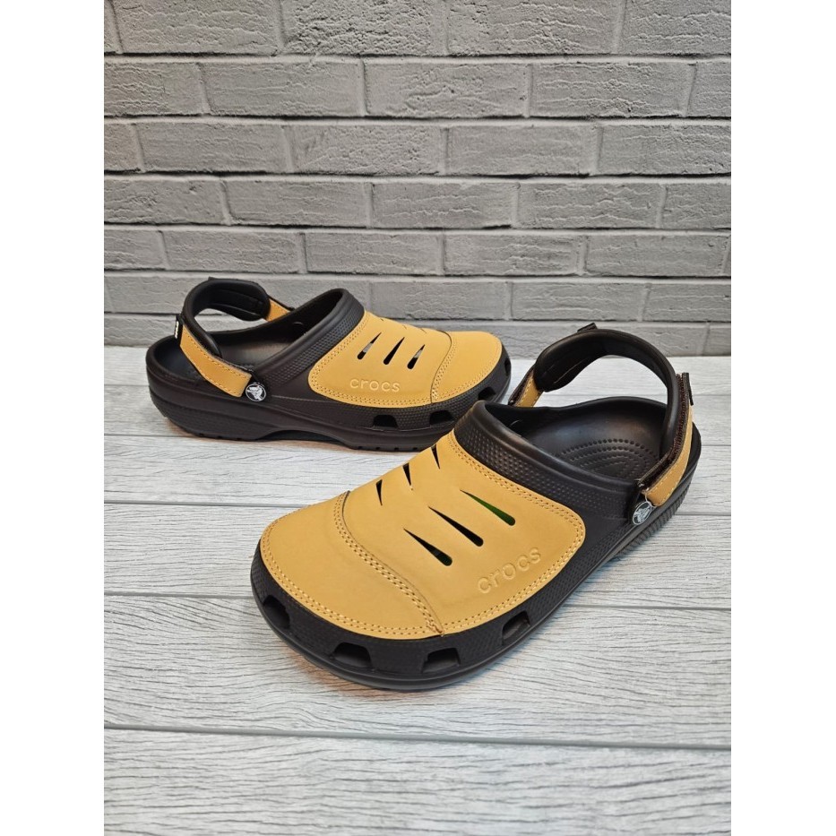 Crocs / Crocs Yukon / Sepatu Sandal Pria / Sandal Sepatu Pria - Hitam, 40