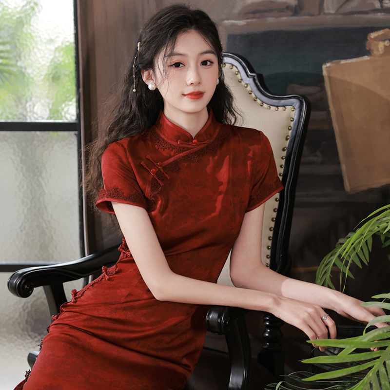 Cheongsam Merah Anggur 2022 Gaun Panggang Pengantin Modifikasi Baru Gaun Panjang Anak Perempuan Muda Kembali Ke Pintu