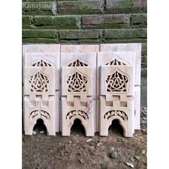 

Rekal Al Quran Meja Lipat Kayu Motif Ukir Ikrok Jumbo 20X42Cm Murah