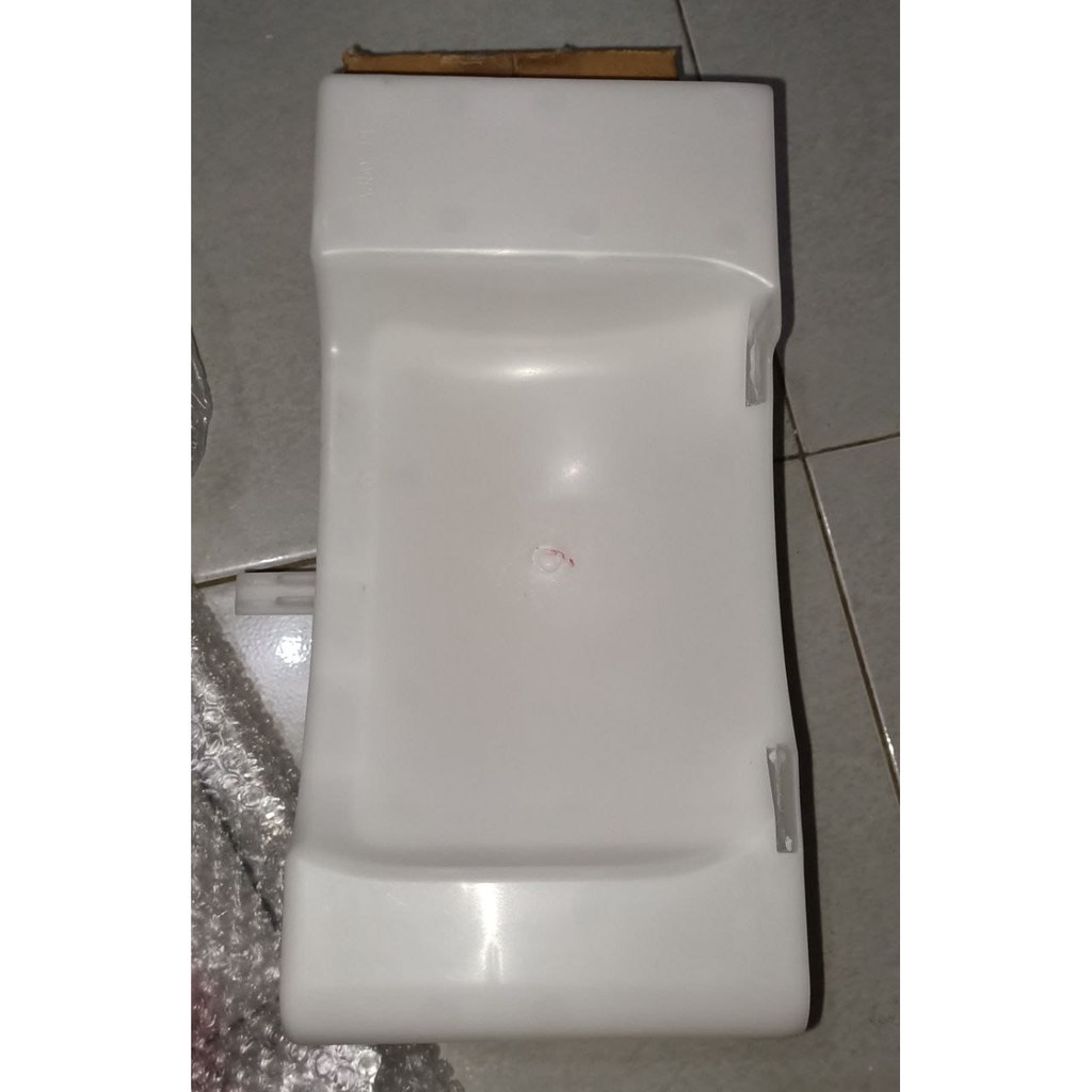 TAMPUNGAN BELAKANG BUANGAN AIR KULKAS SHARP 2 PINTU SJ-237 SJ-225