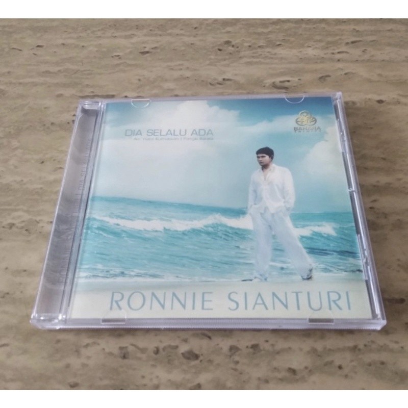 SEGEL CD ORIGINAL RONNIE SIANTURI DIA SELALU ADA LAGU ROHANI TRIO LIBELS