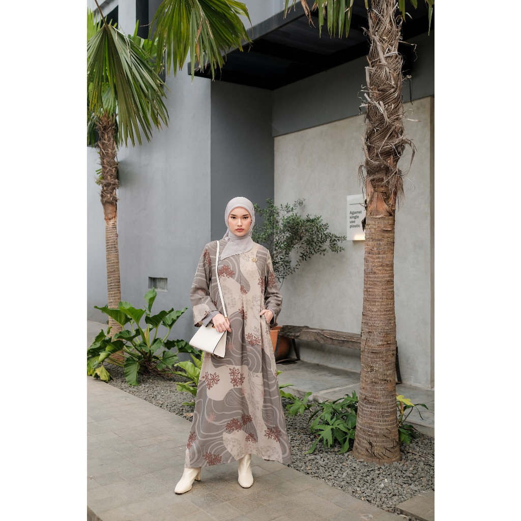 ZM Zaskia Mecca - Luny Cream Gamis - Jelita Indonesia - Edisi Maluku