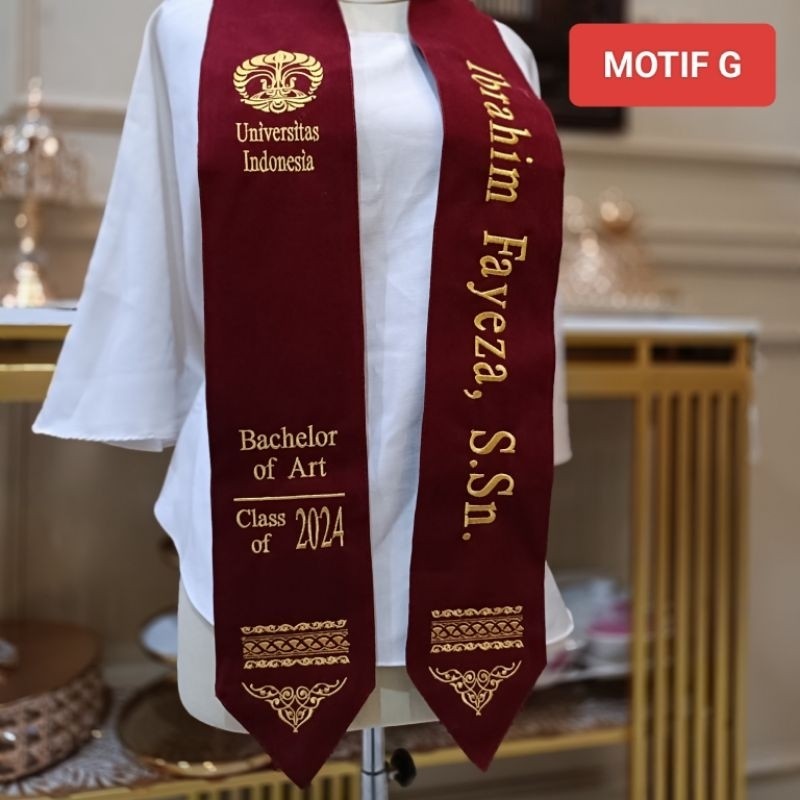 SELEMPANG WISUDA LEHER MOTIF BATIK (2 lapis bludru) Selempang Wisuda