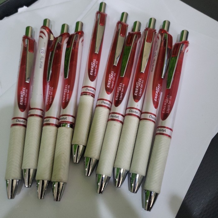 

Pen Pentel Energel Liquid Gel Ink 0.7