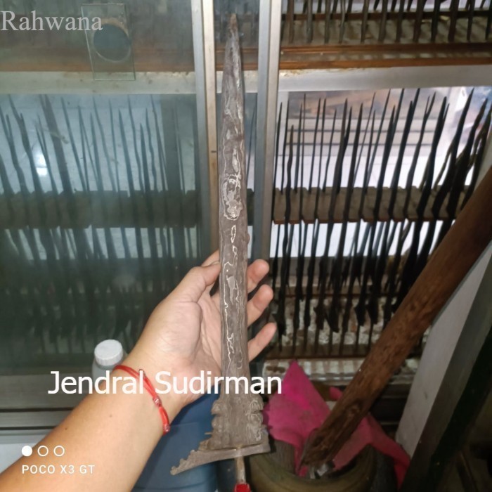 

keris omyang jimbe kembar ngulit semongko Murah Meriah JD21 antik
