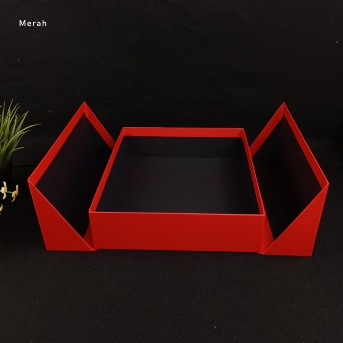 

HARDBOX - BOX CORPORATE GIFT - ukuran 32 cm x 28 cm x 8 cm - Merah