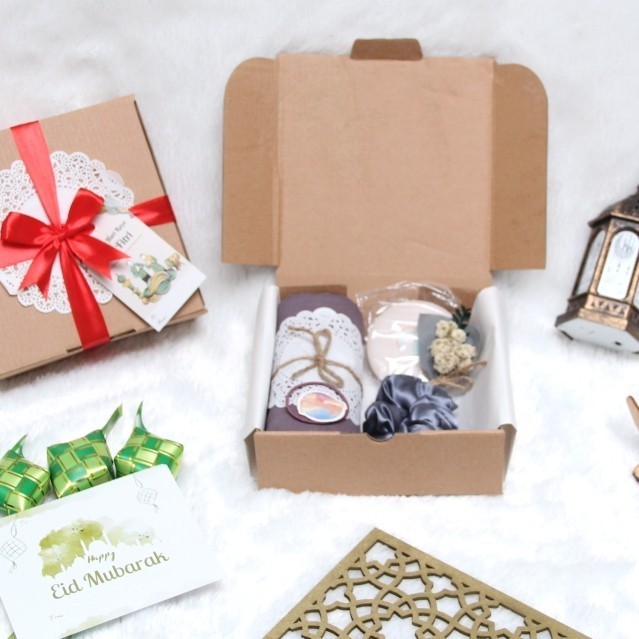 

hampers hijab mini/gift box/kado ulang tahun/wisuda/parcel lebaran dll - bella square, box biasa