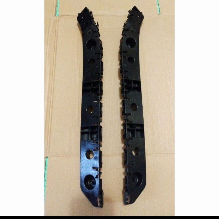 bracket Breket bumper belakang Datsun go original