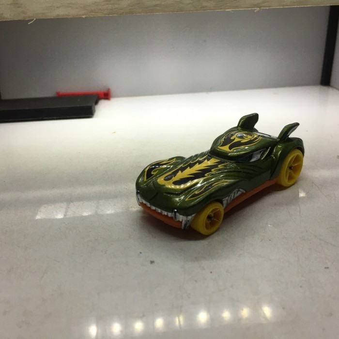 hotwheels howlin heat diecast loose junk 12B -OS25