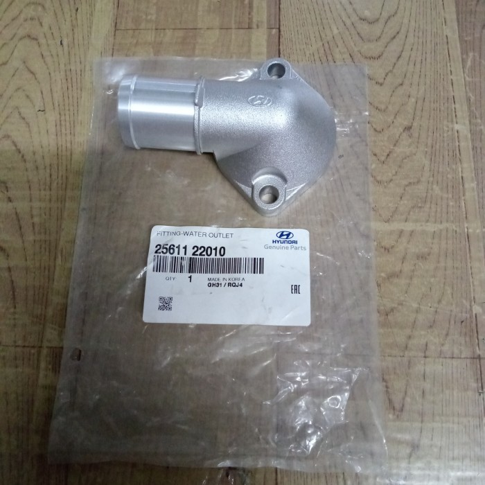 Fitting water outlet Hyundai Accents Getz Verna 25611 22010 berkualitas