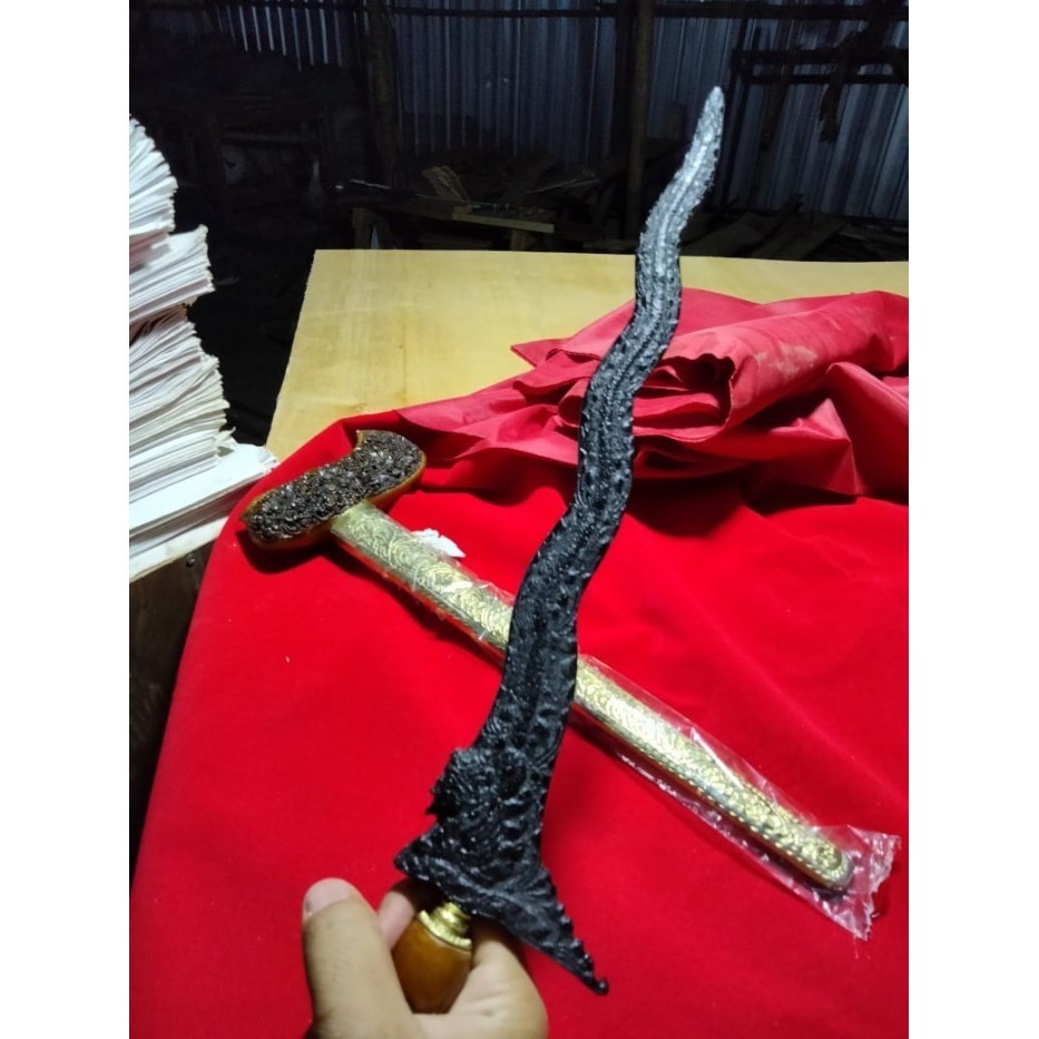 keris sempono luk 7 naga ambara