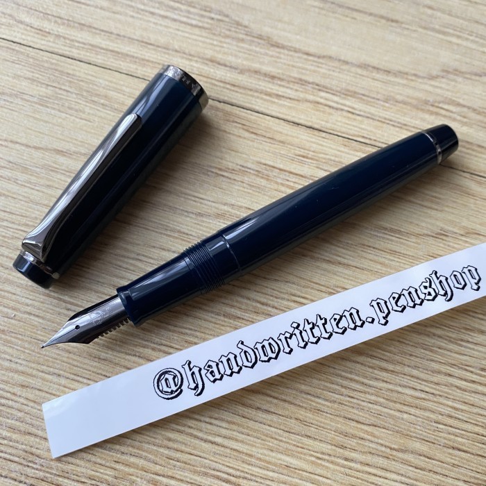 

SAILOR Lecoule Color Series Fountain Pen - Iron Blue