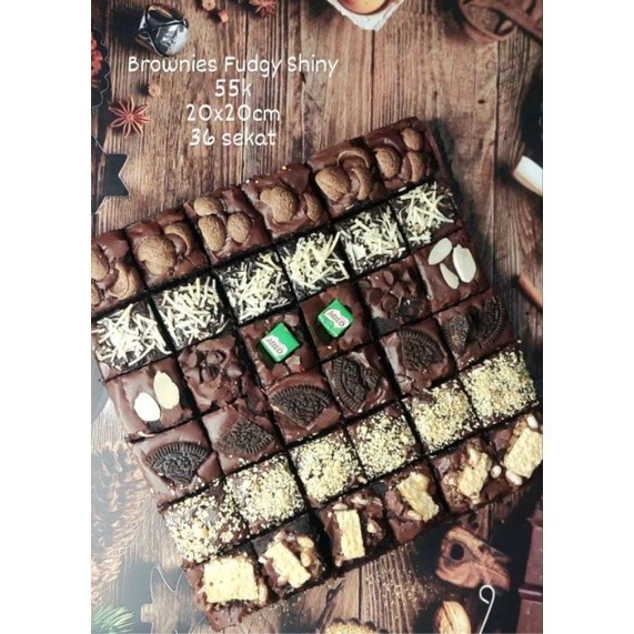 

Brownies Fudgy Shiny (FREE LILIN TULIS DI CATATAN) 20x20 isi 36 sekat/ IEd Mubarak