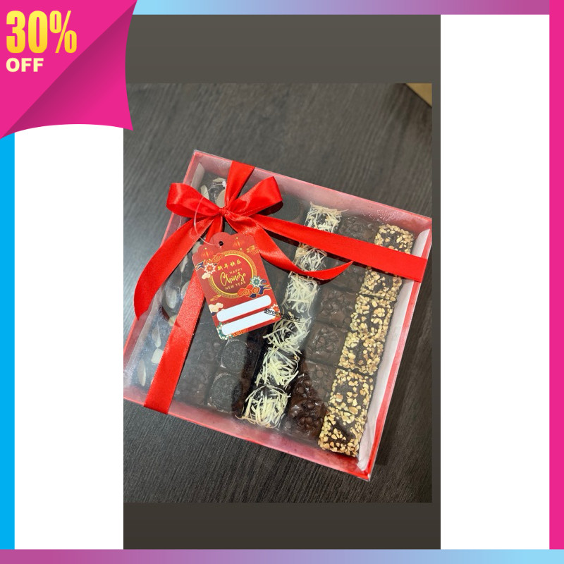 

Kejutan Buat Kekasih Pacar Suami Istri Murah Hampers Kekinian / Hampers Lebaran/Hampers Idul Fitri/Hampers Fudgy Brownies Hampers Lebaran/Hampers Ramadhan/Hampers idul adhaFudgy Brownies