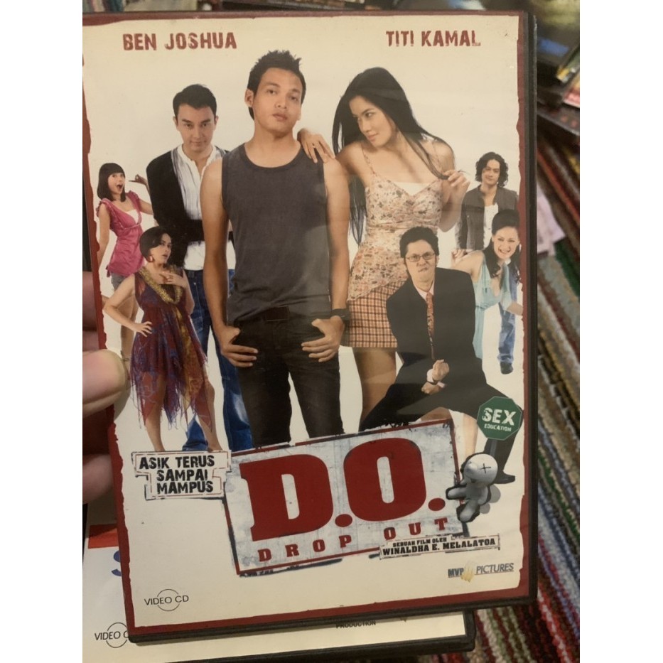 VCD ORIGINAL DO DROP OUT - TITI KAMAL BEN JOSHUA