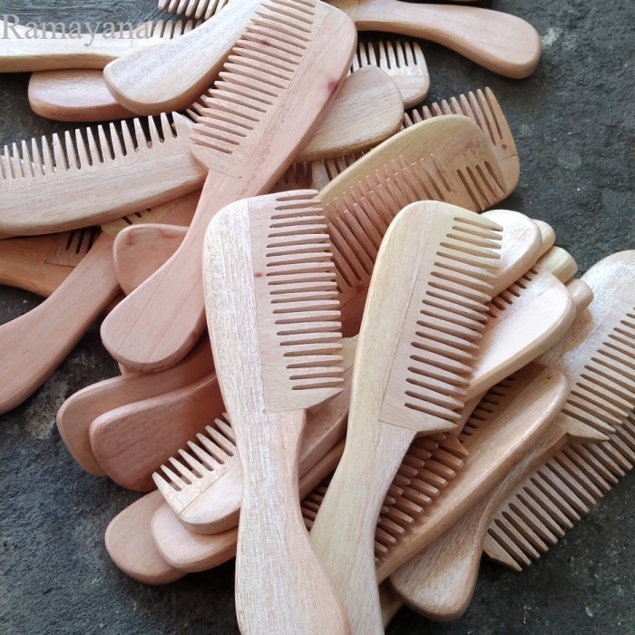 

Sisir Kayu/ Wooden Comb/ Sisir Kayu Gagang/ Sisir Rambut Murah