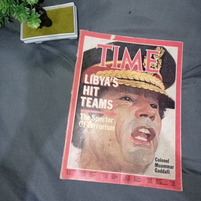 Majalah Time. Libya's Hit Teams. Colonel Muammar Gaddafi.Desember 1981