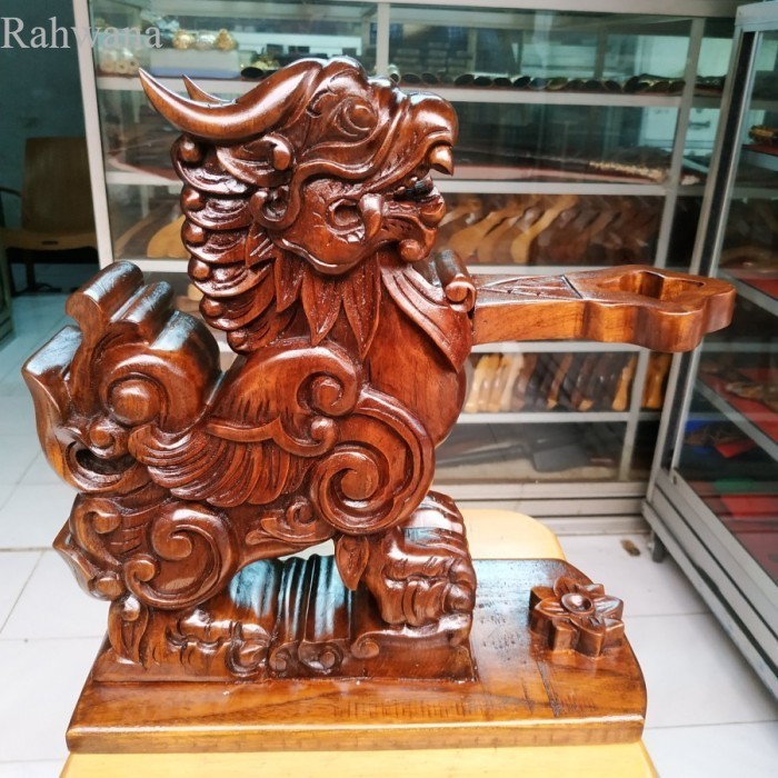 

Jagrak Stand Tempat Keris Pusaka Isi 1 Ukiran Singa Jati Mewah AP0223 antik