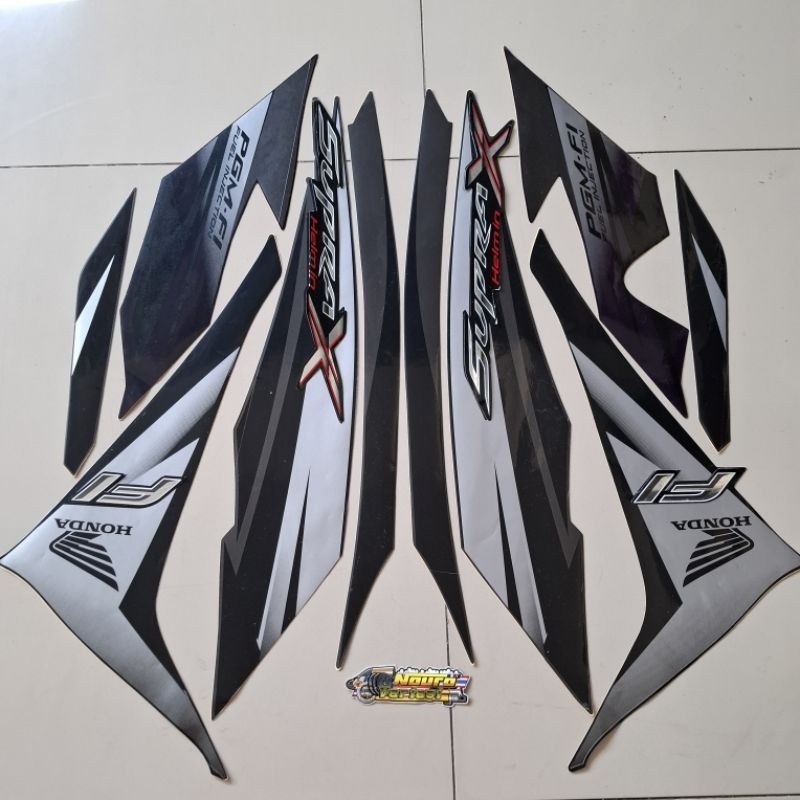 striping honda supra x 125 r helm in pgm fi 2012 violet silver list body standar berkualitas