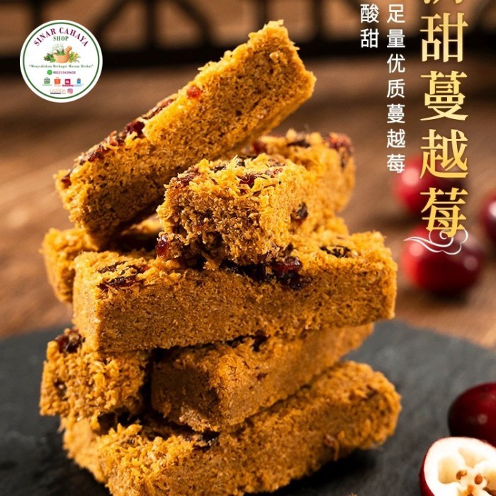 

Cemilan biskuit stik telur telor