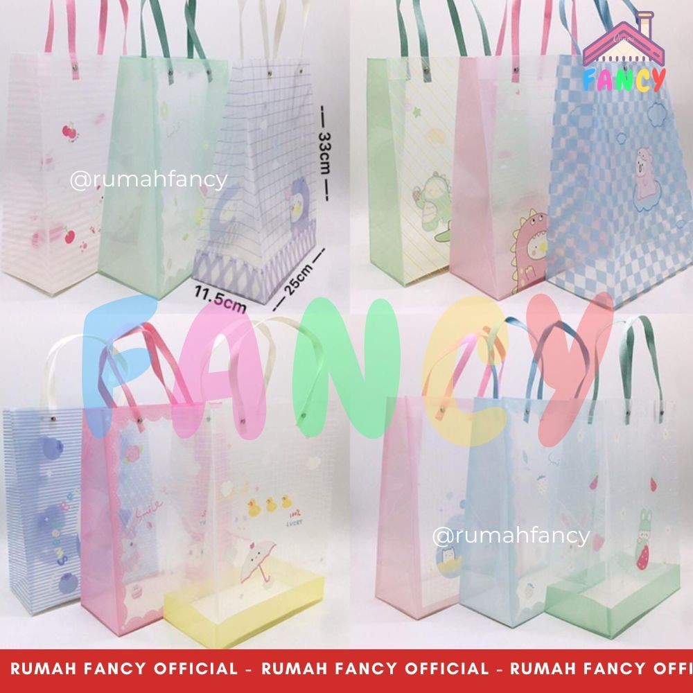 

Paper Bag Plastik Mika Transparant / Goodie Bag Plastik PREMIUM /Hand Bag MikaTali Vertikal Pegangan Atas Warna Macaron Pastel
