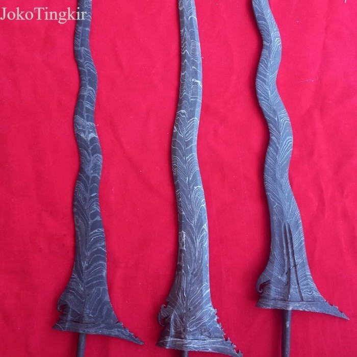 

keris blarak sineret antik