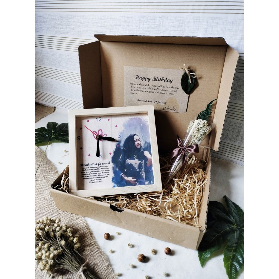 

[Terlaris] Paket Kado Ulang Tahun Wanita / Anniversary /Wisuda Pernikahan hampers