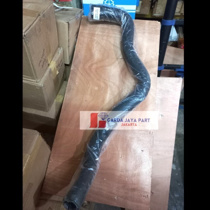 HOSE SELANG RADIATOR BAWAH KOBELCO SK200-8 YN05P01494P1 berkualitas