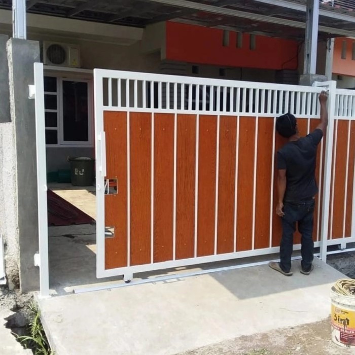Pintu geser motif GRC serat kayu