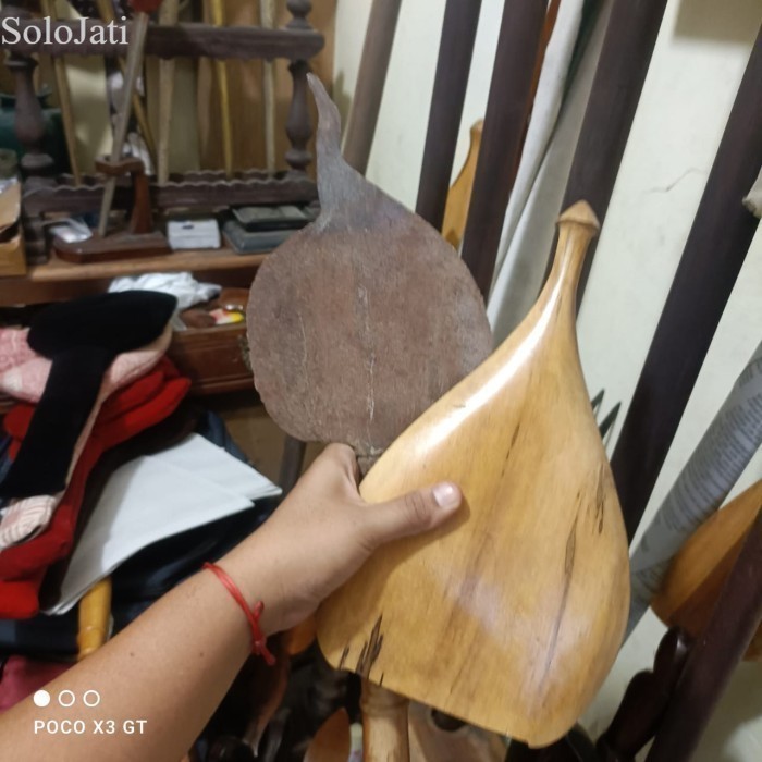 

pusaka banyak angrem raksasa lengkap sepuh Murah Meriah JD21 murah