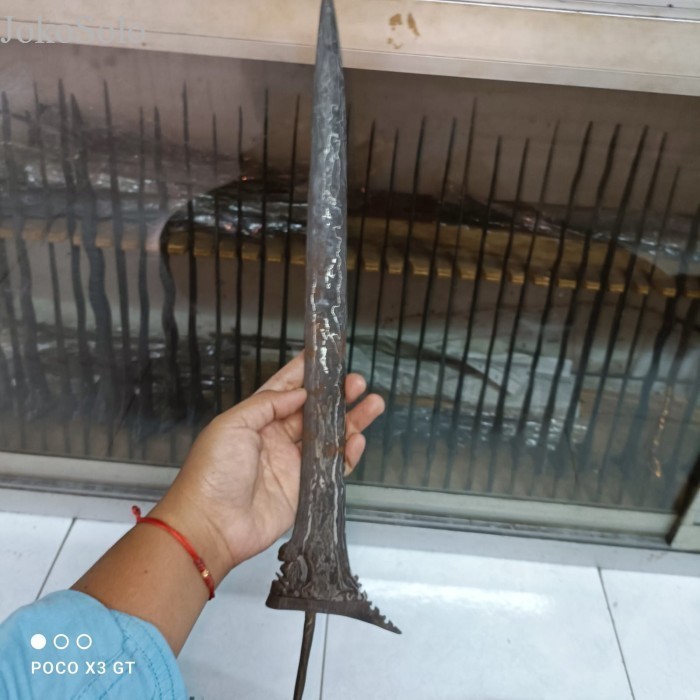 

keris sempaner omyang ngulit semangka sepuh mataram sepuh bk megantar murah