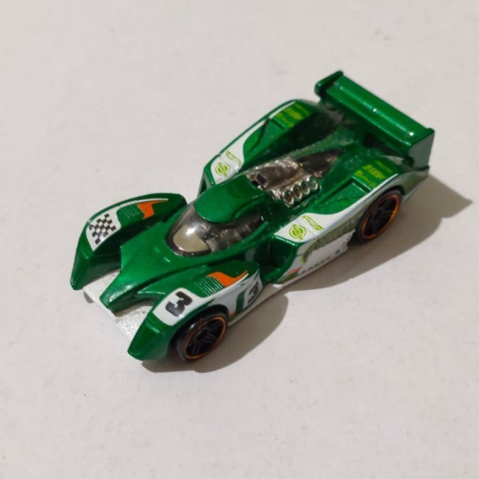 Hot Wheels Loose 24 Ours hijau 2014 Track Aces -DD24