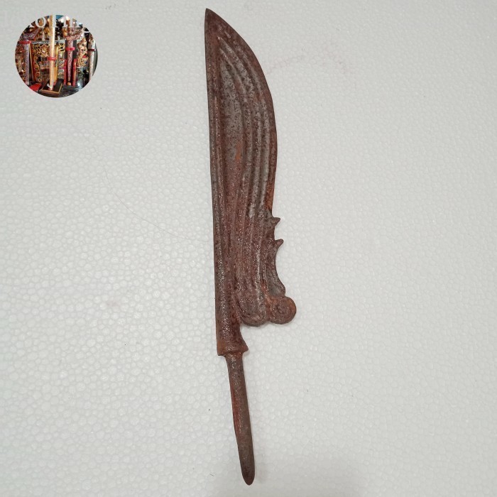 

Pusaka Wedung Antik Murah antik