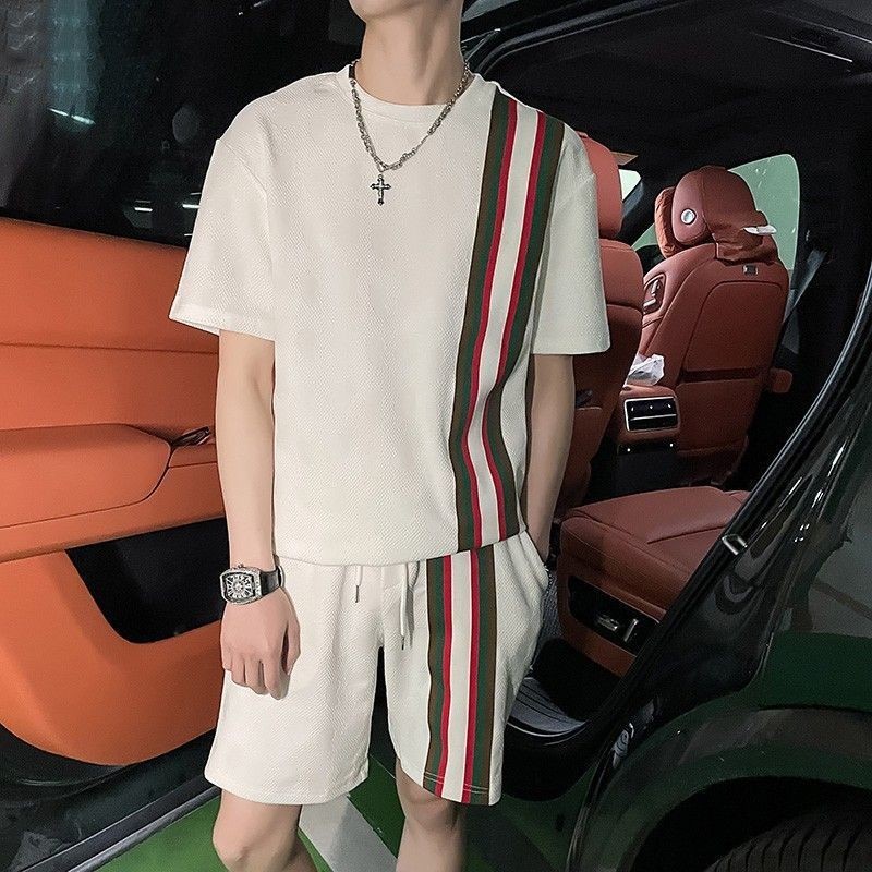 Men's casual sportswear trend set